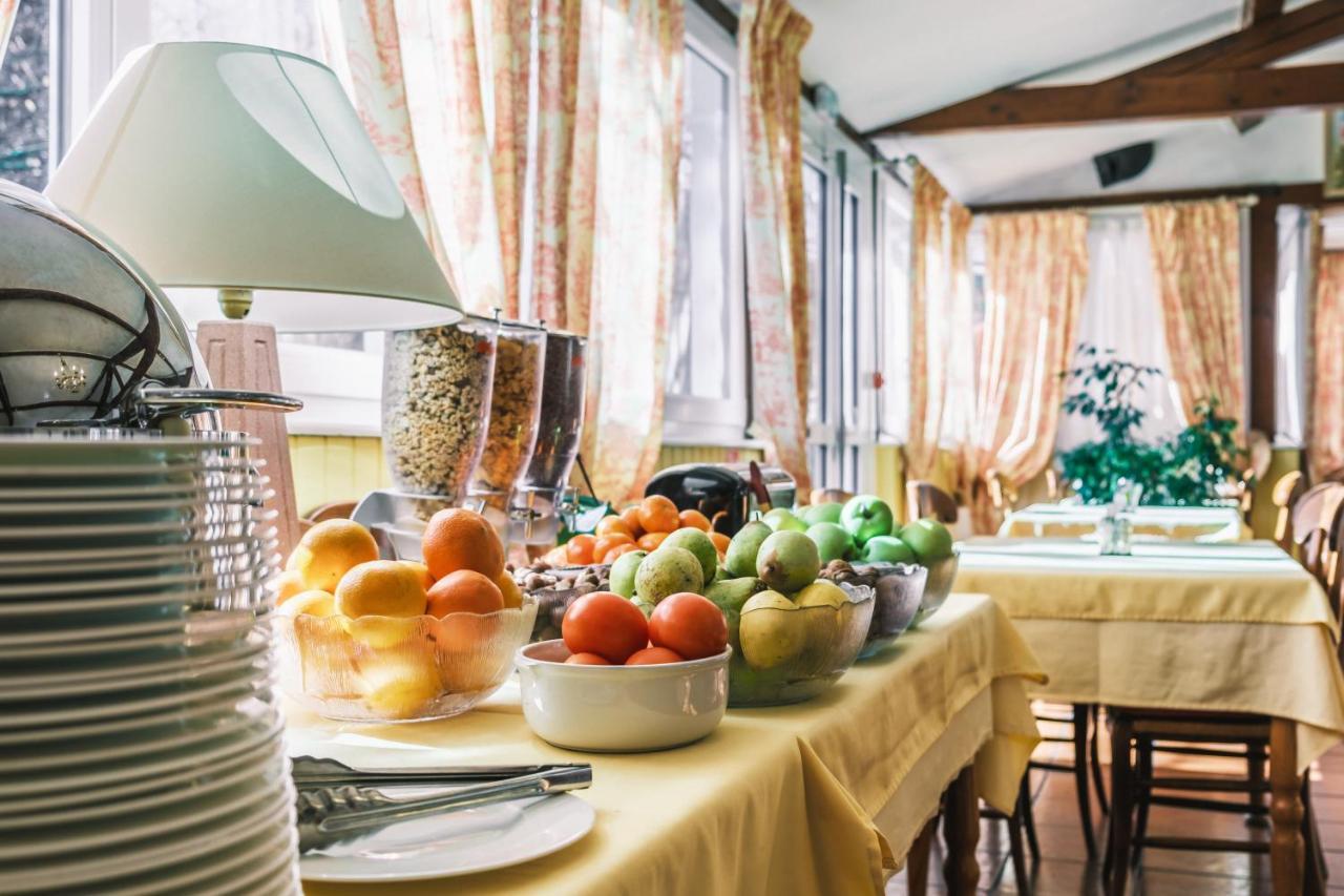 Hotel Strasbourg - Montagne Verte & Restaurant Louisiane Bagian luar foto