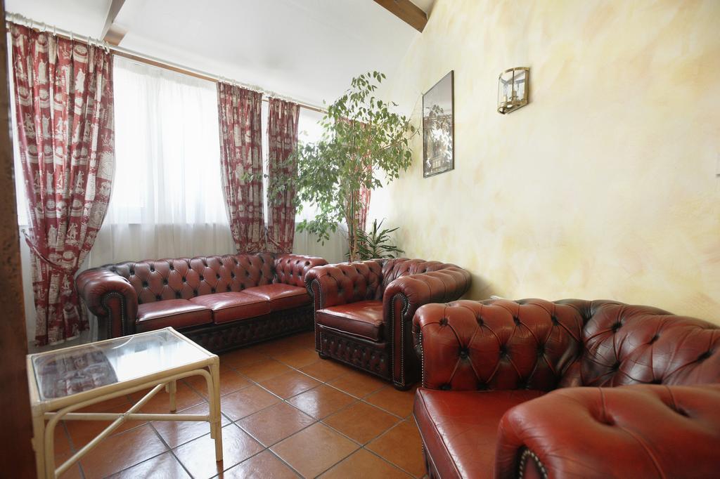 Hotel Strasbourg - Montagne Verte & Restaurant Louisiane Bagian luar foto