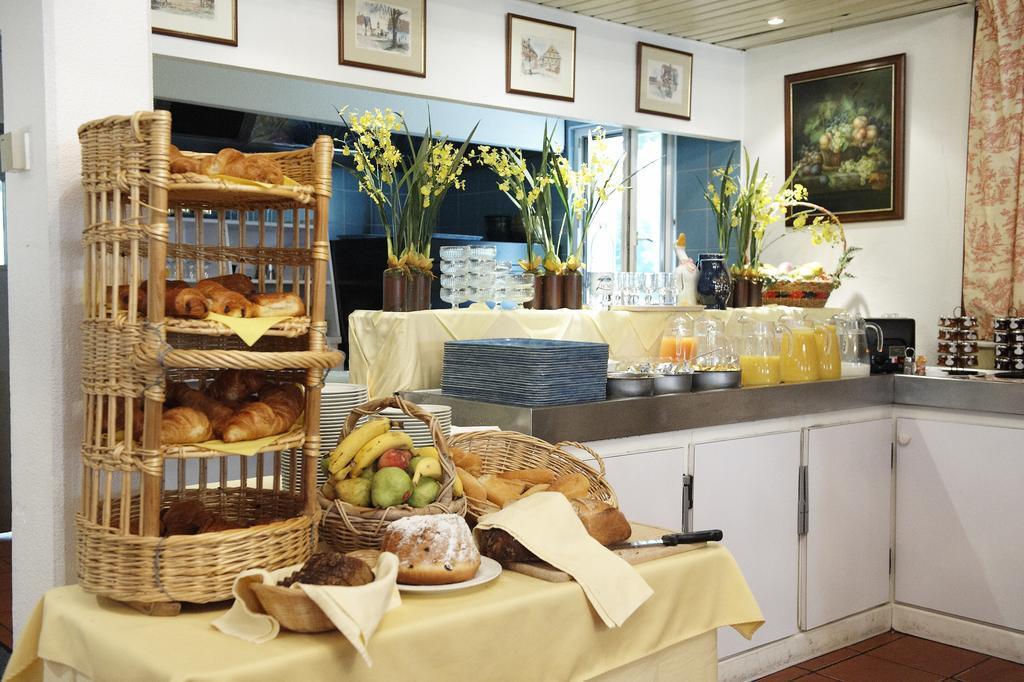 Hotel Strasbourg - Montagne Verte & Restaurant Louisiane Bagian luar foto